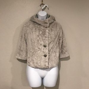 Cropped faux fur coat